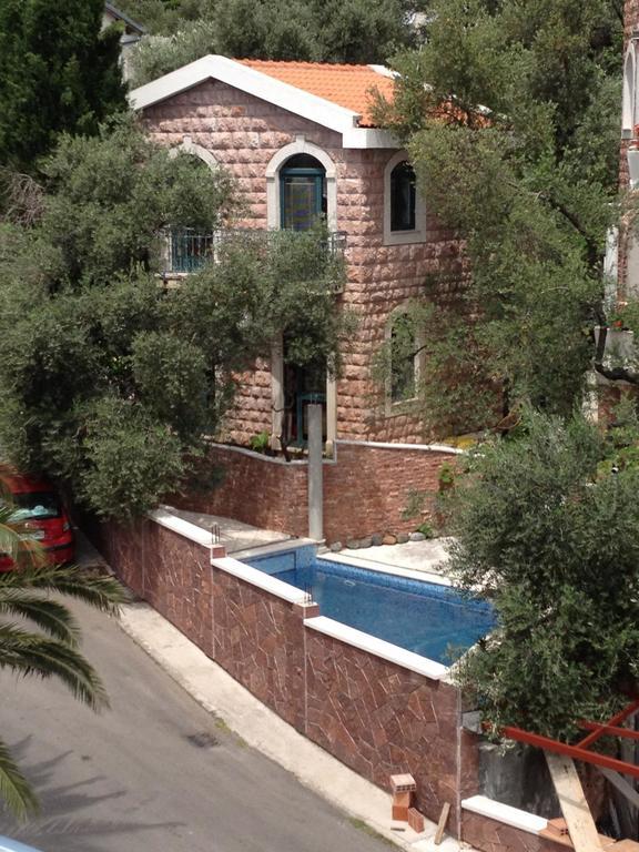 Apartments And Rooms Levantin Inn Sveti Stefan Exterior photo
