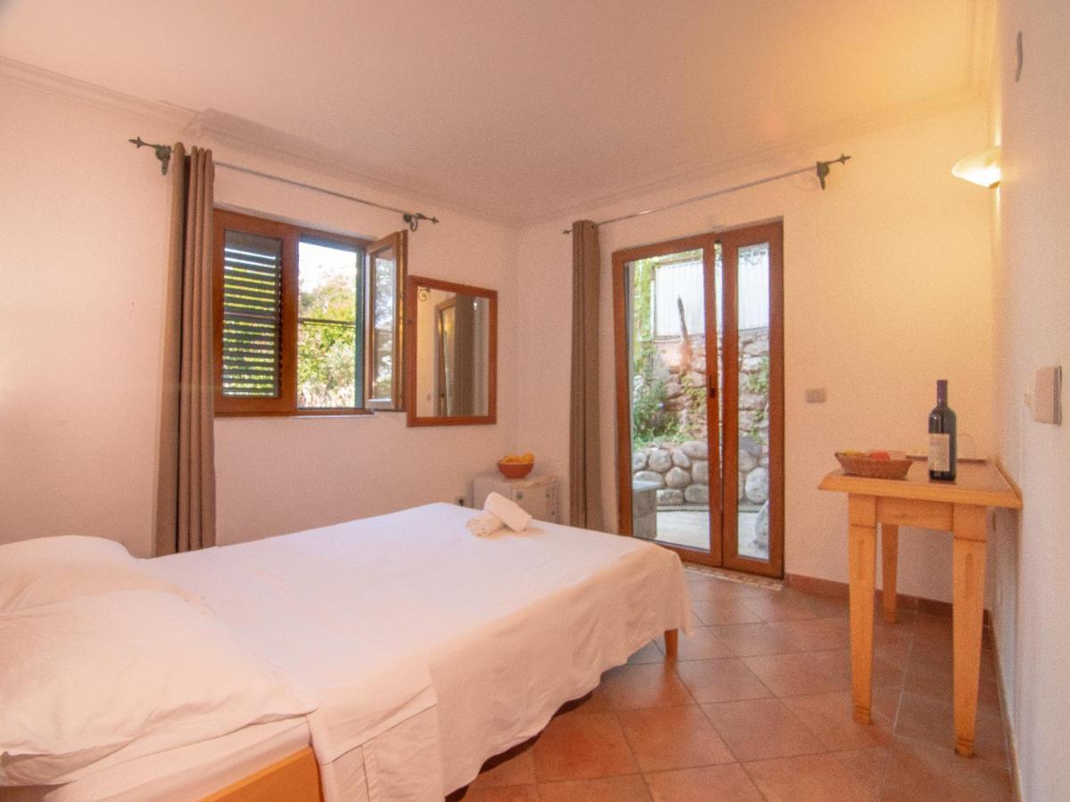 Apartments And Rooms Levantin Inn Sveti Stefan Exterior photo