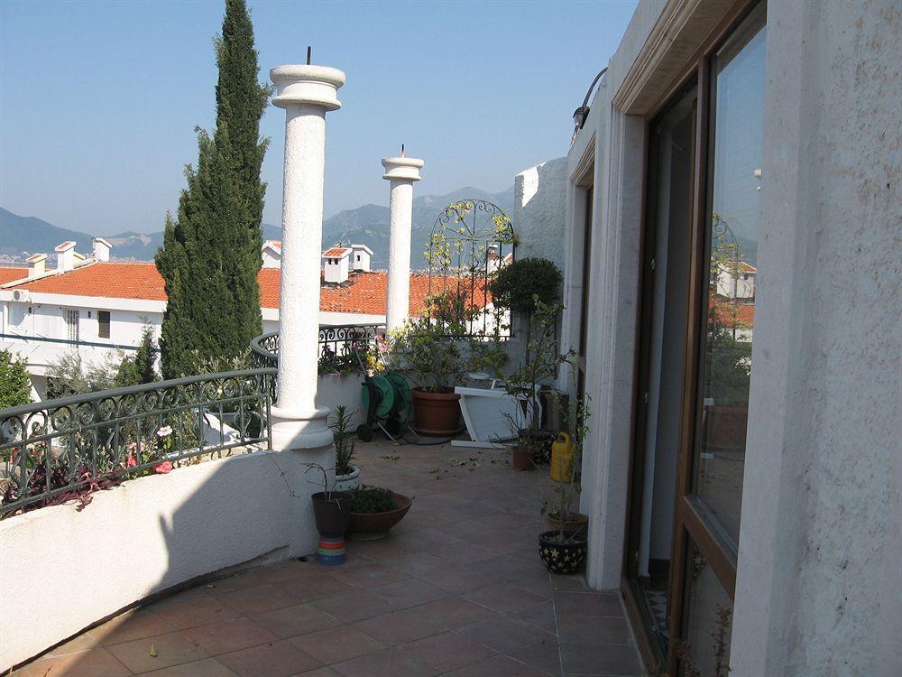 Apartments And Rooms Levantin Inn Sveti Stefan Exterior photo
