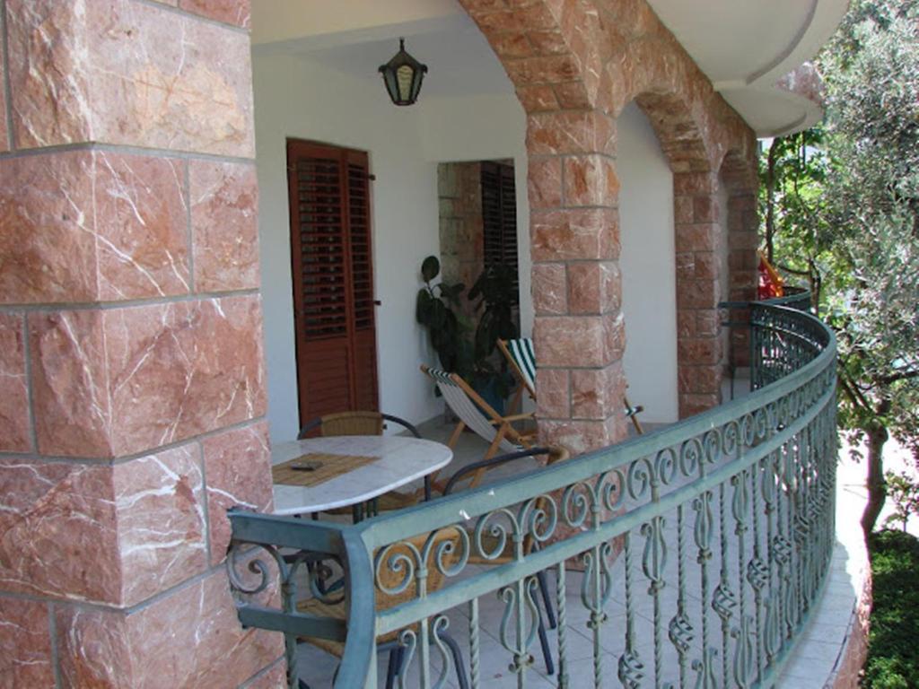 Apartments And Rooms Levantin Inn Sveti Stefan Room photo