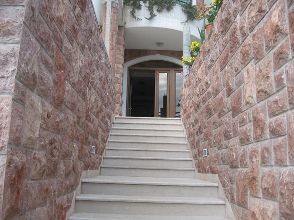Apartments And Rooms Levantin Inn Sveti Stefan Exterior photo