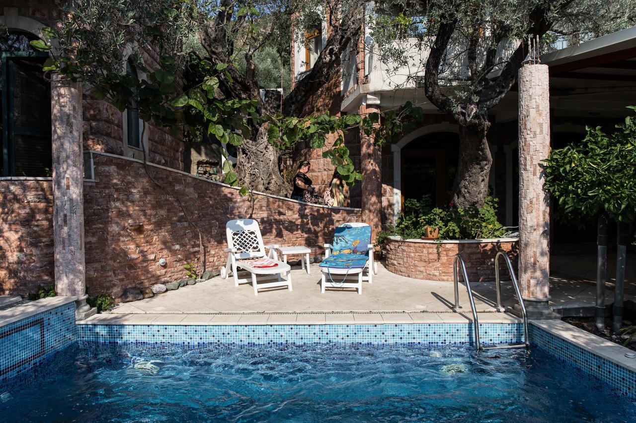 Apartments And Rooms Levantin Inn Sveti Stefan Exterior photo