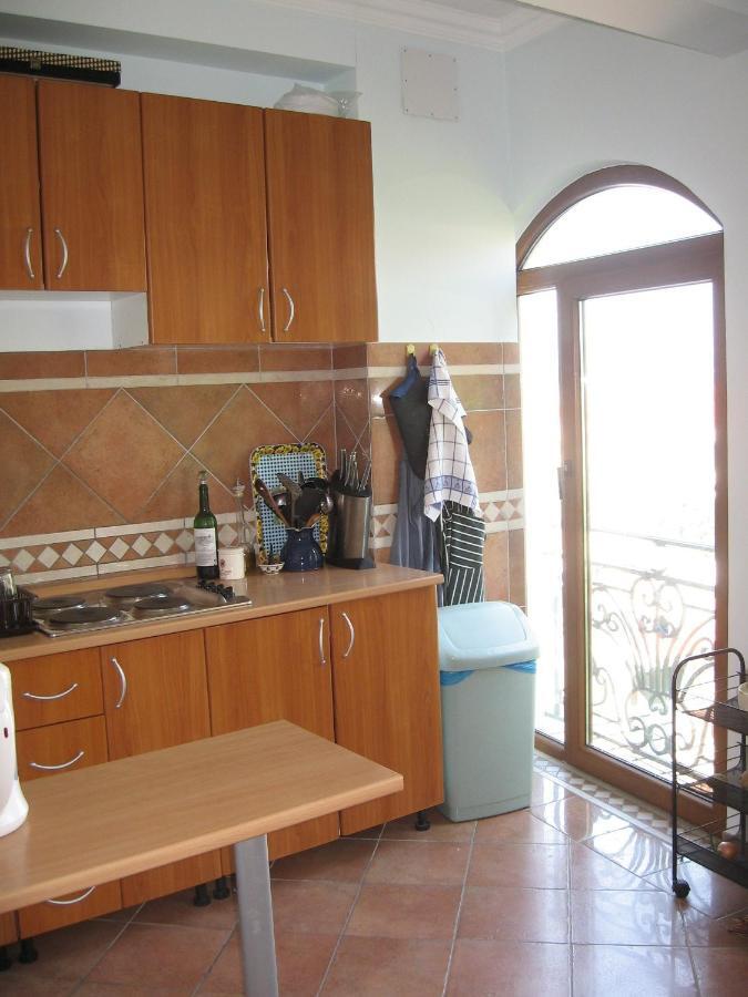 Apartments And Rooms Levantin Inn Sveti Stefan Room photo