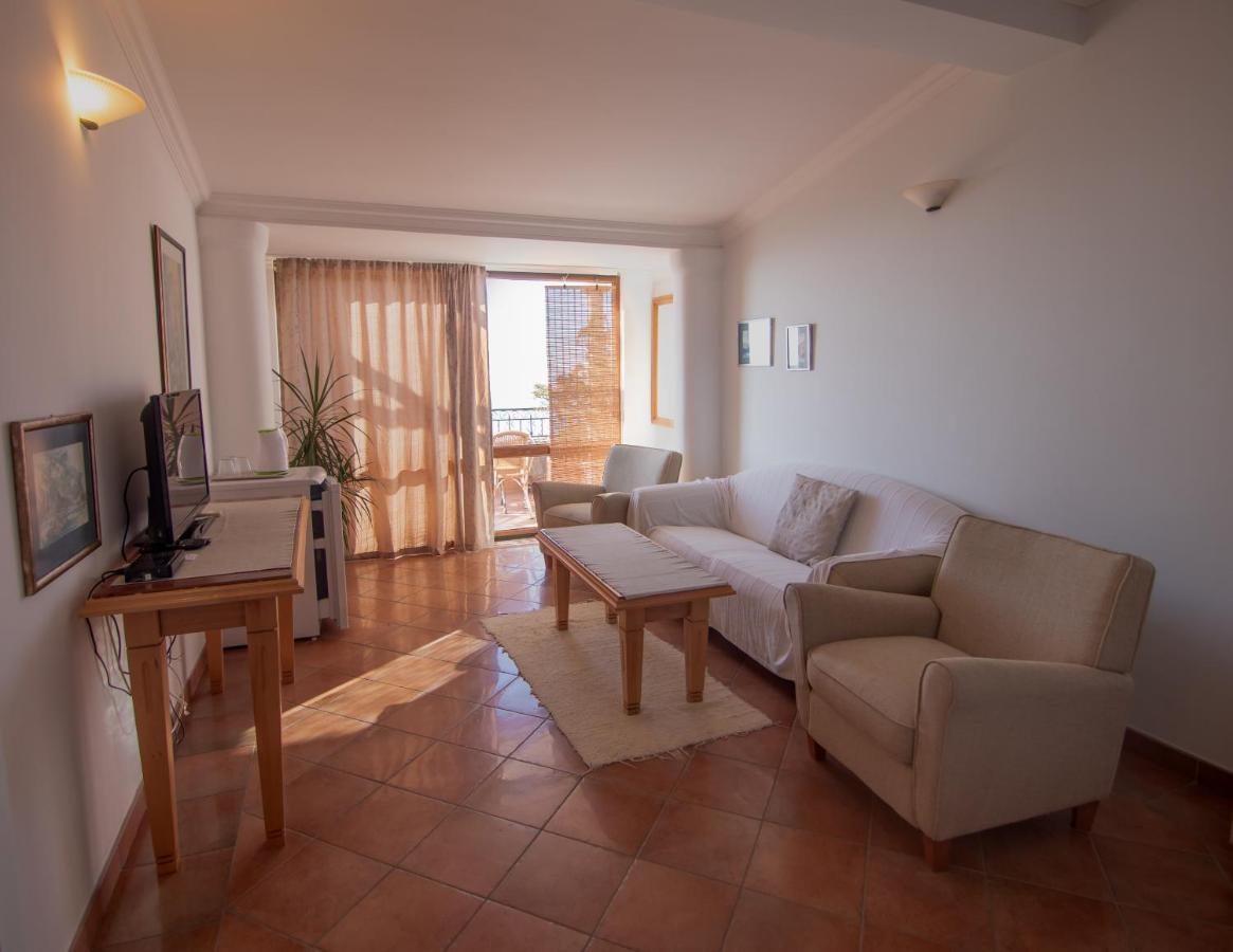 Apartments And Rooms Levantin Inn Sveti Stefan Exterior photo